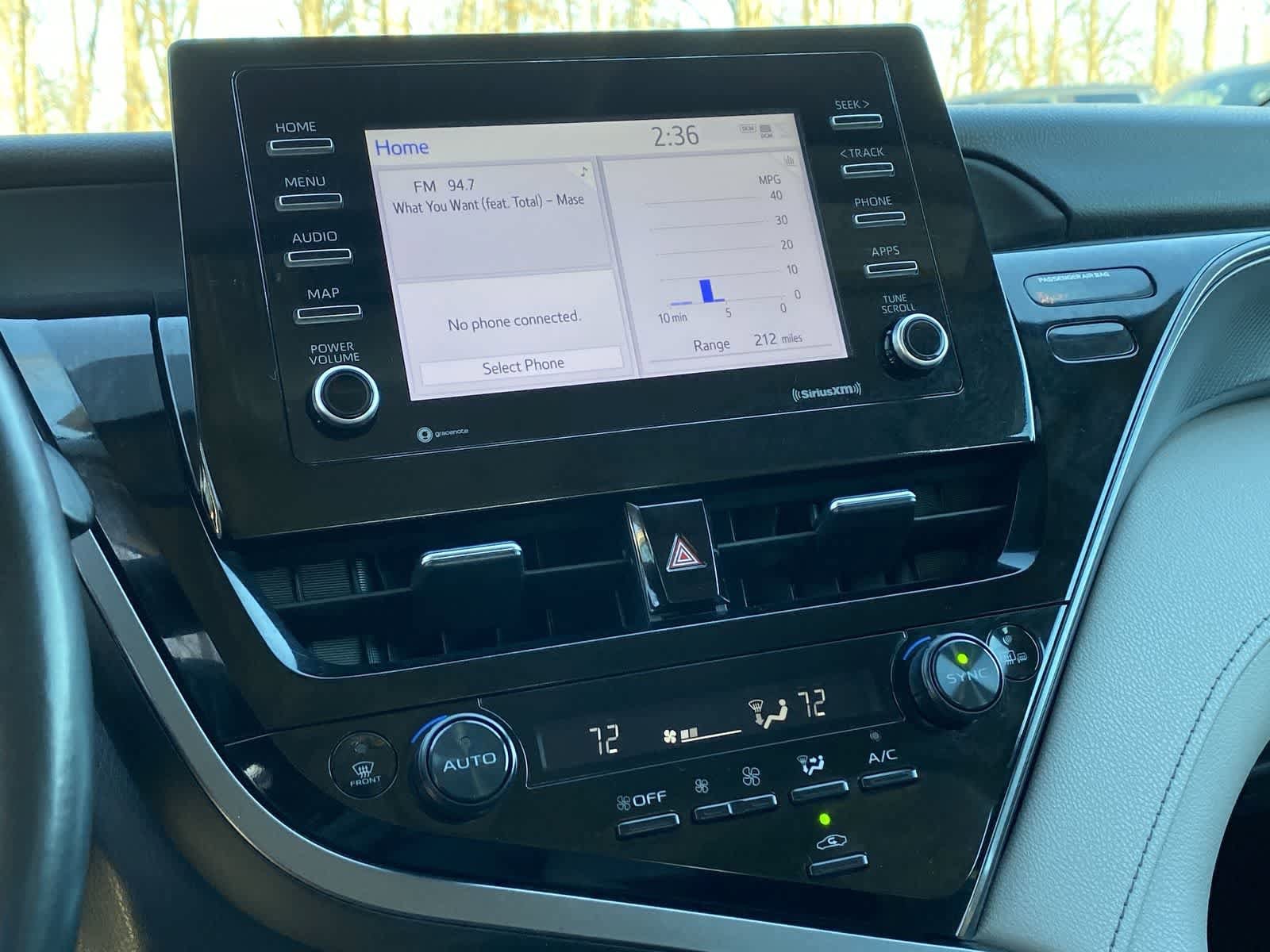 Thumbnail: 2023 Toyota Camry - 32