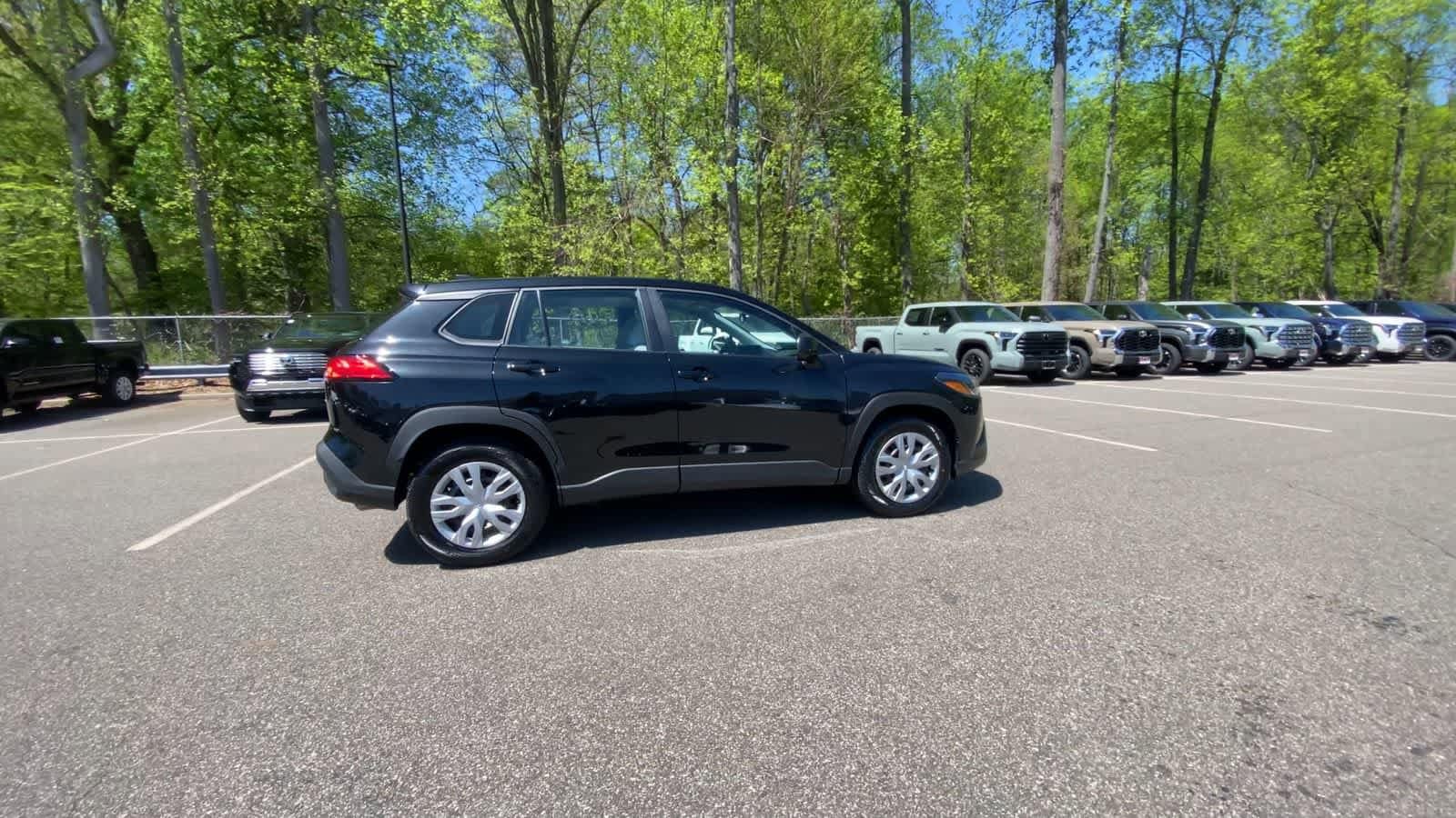 Thumbnail: 2023 Toyota Corolla Cross - 2