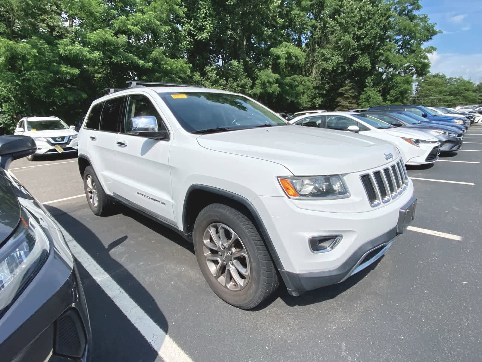 Thumbnail: 2016 Jeep Grand Cherokee - 3