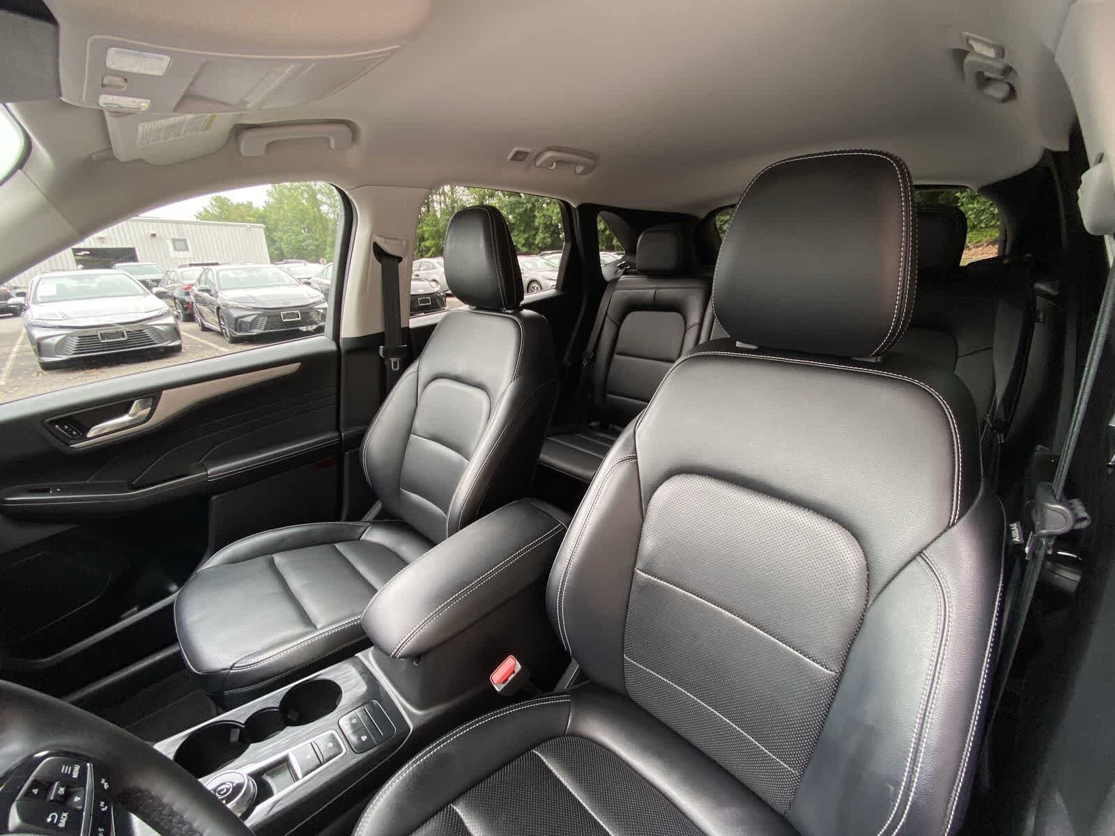 2022 Ford Escape SEL - Photo 17