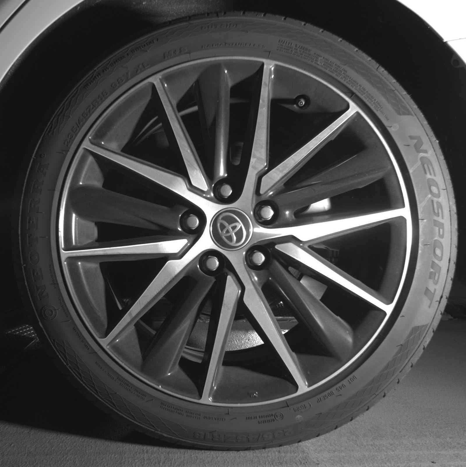 Thumbnail: 2023 Toyota Camry - 12