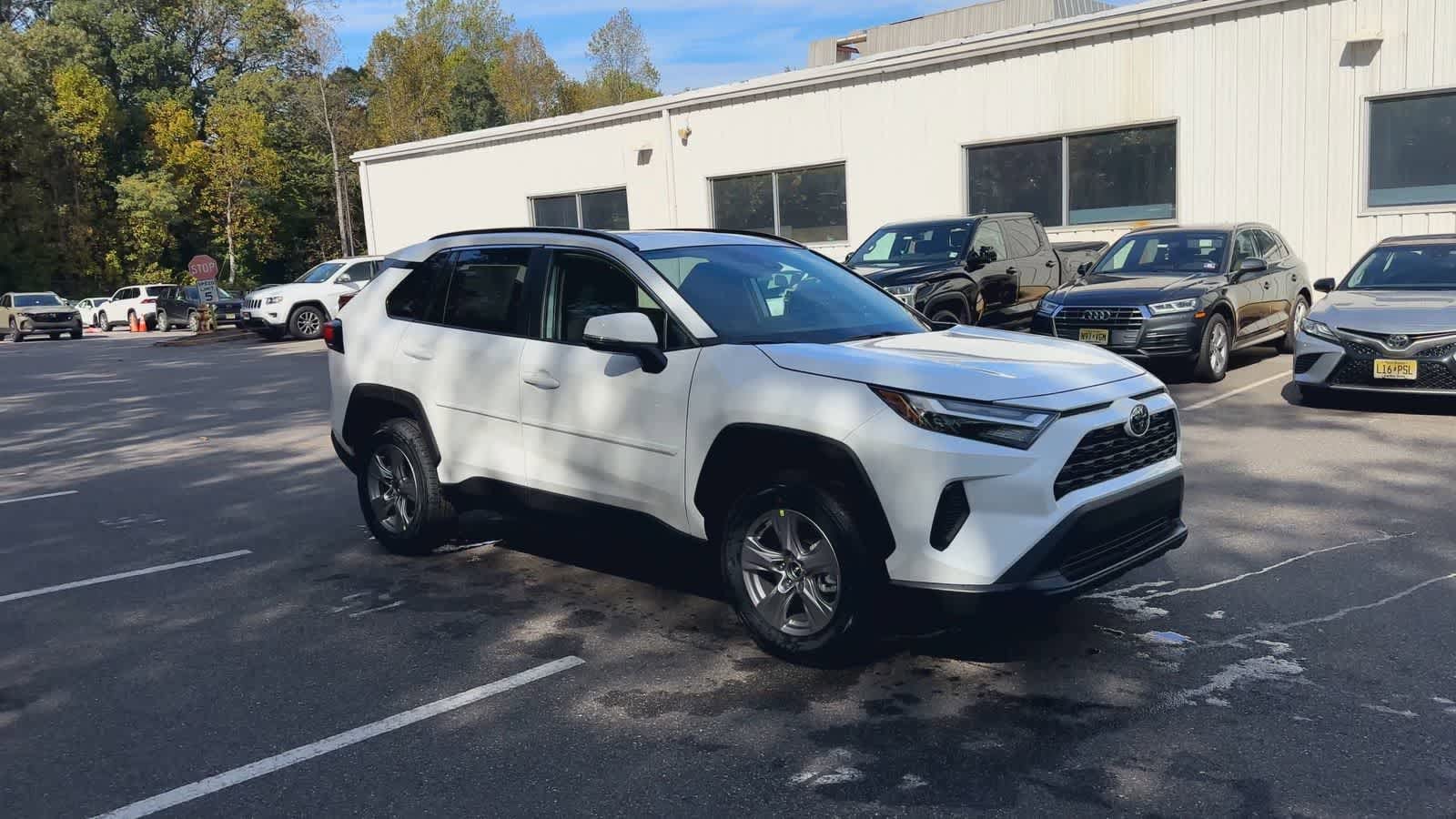 Thumbnail: 2025 Toyota RAV4 - 2