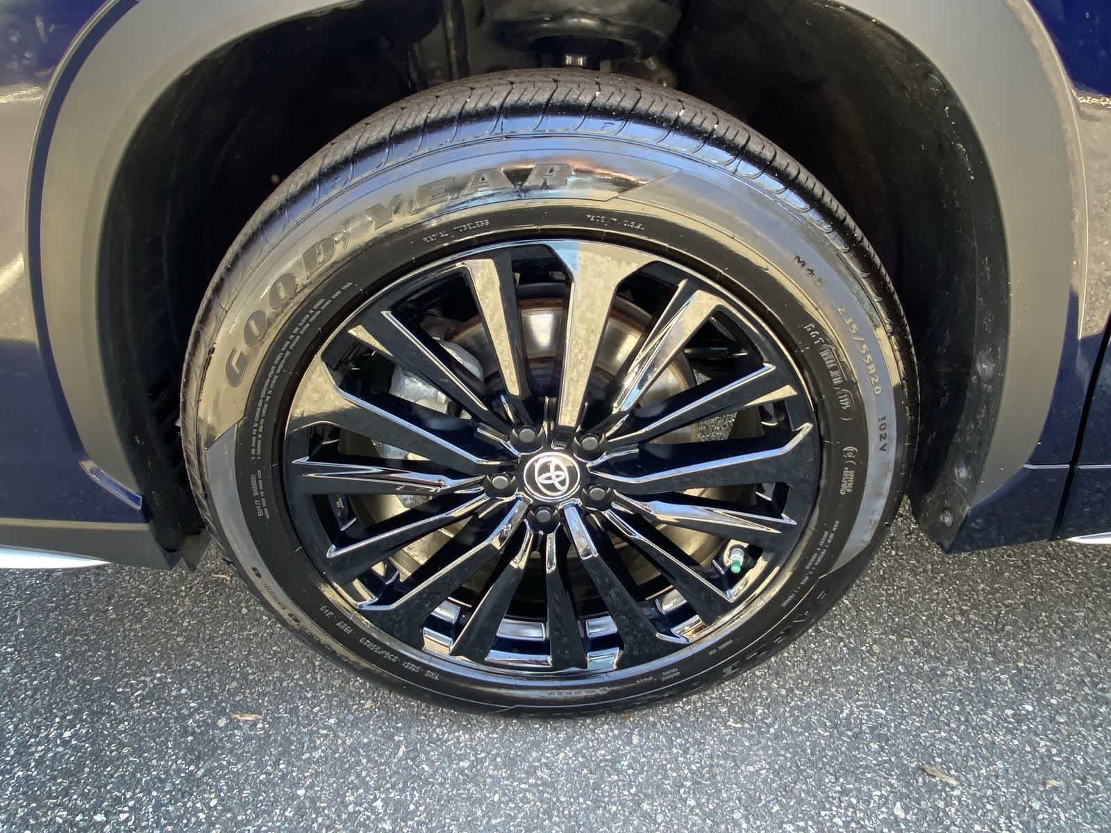 Thumbnail: 2025 Toyota Highlander - 14