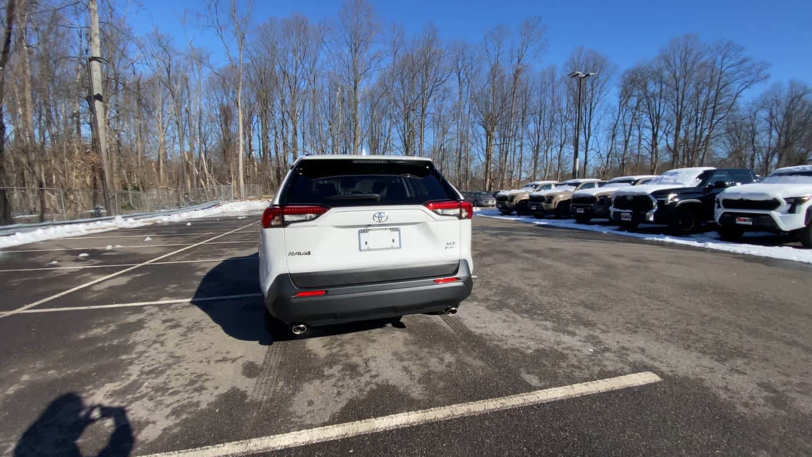 Thumbnail: 2025 Toyota RAV4 - 7