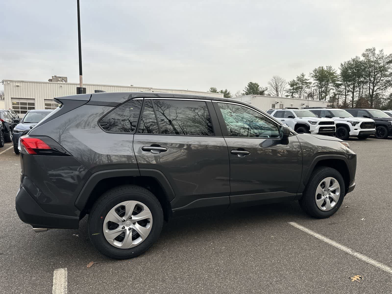 Thumbnail: 2025 Toyota RAV4 - 20