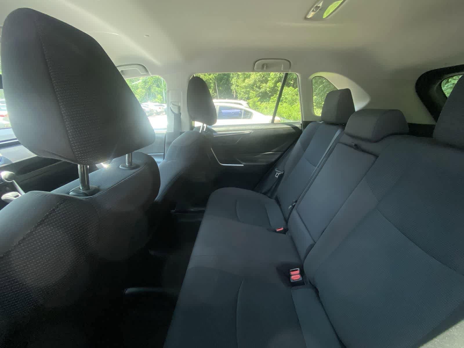 Thumbnail: 2019 Toyota RAV4 - 9