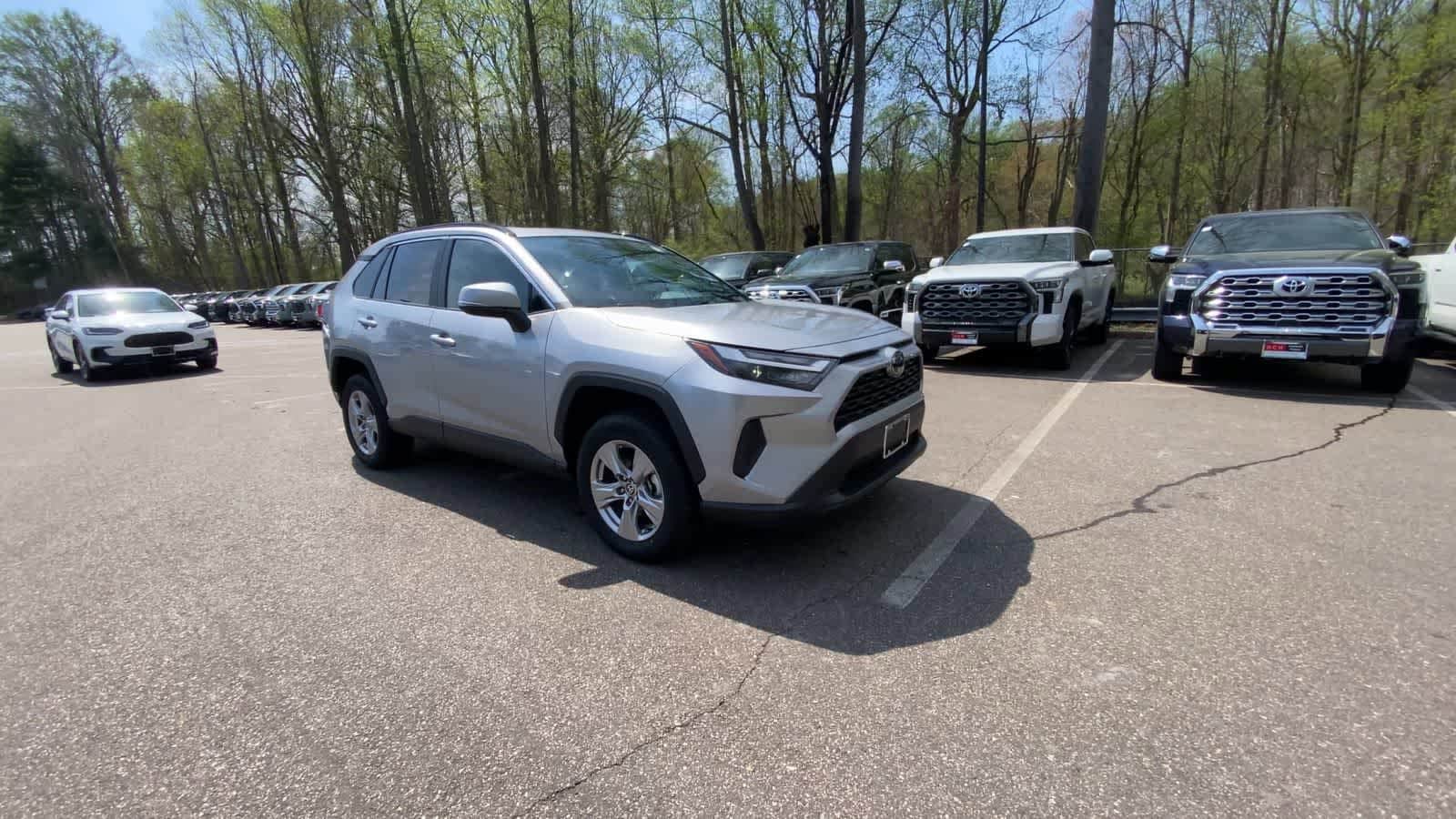 Thumbnail: 2025 Toyota RAV4 - 5