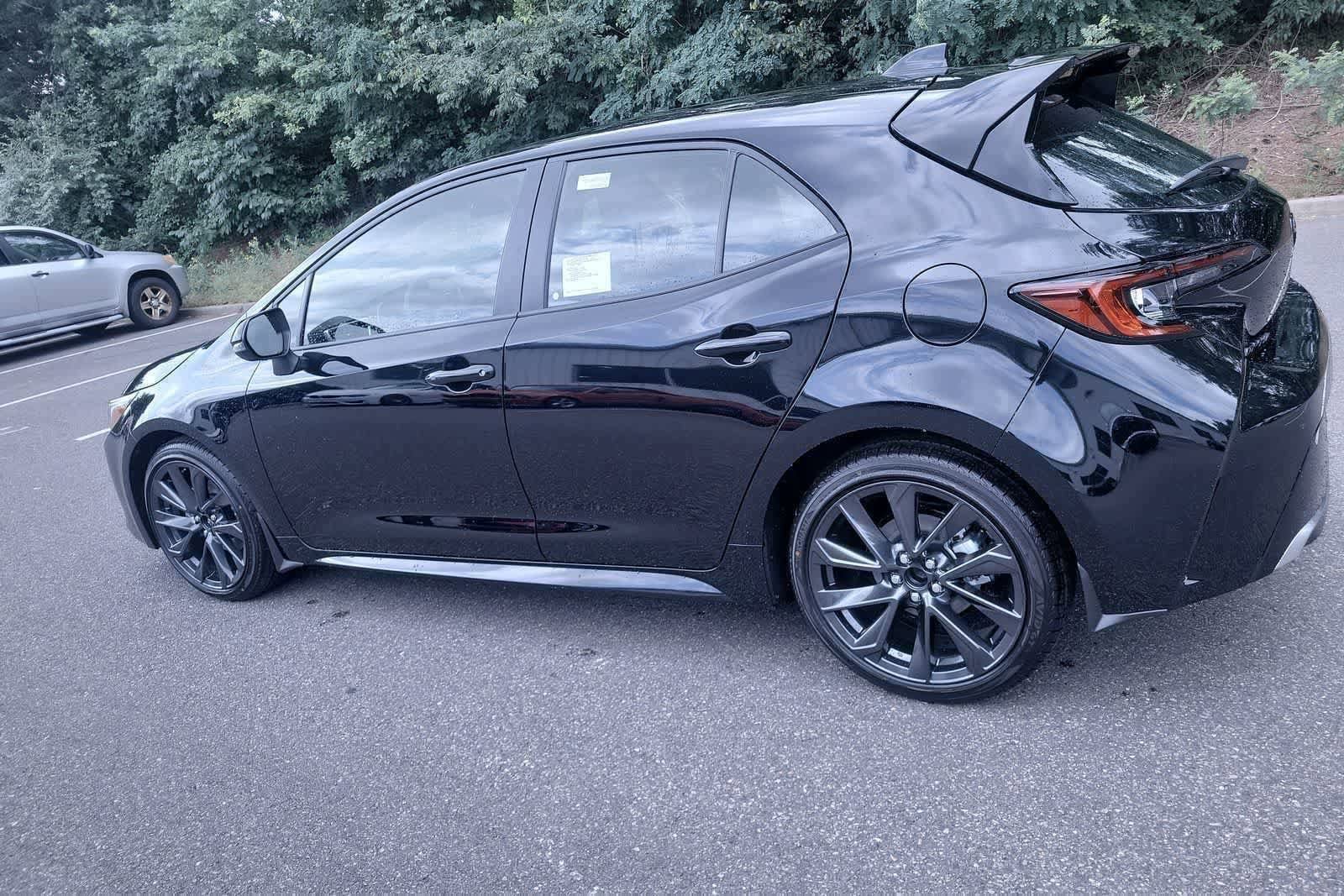 Thumbnail: 2025 Toyota Corolla - 11
