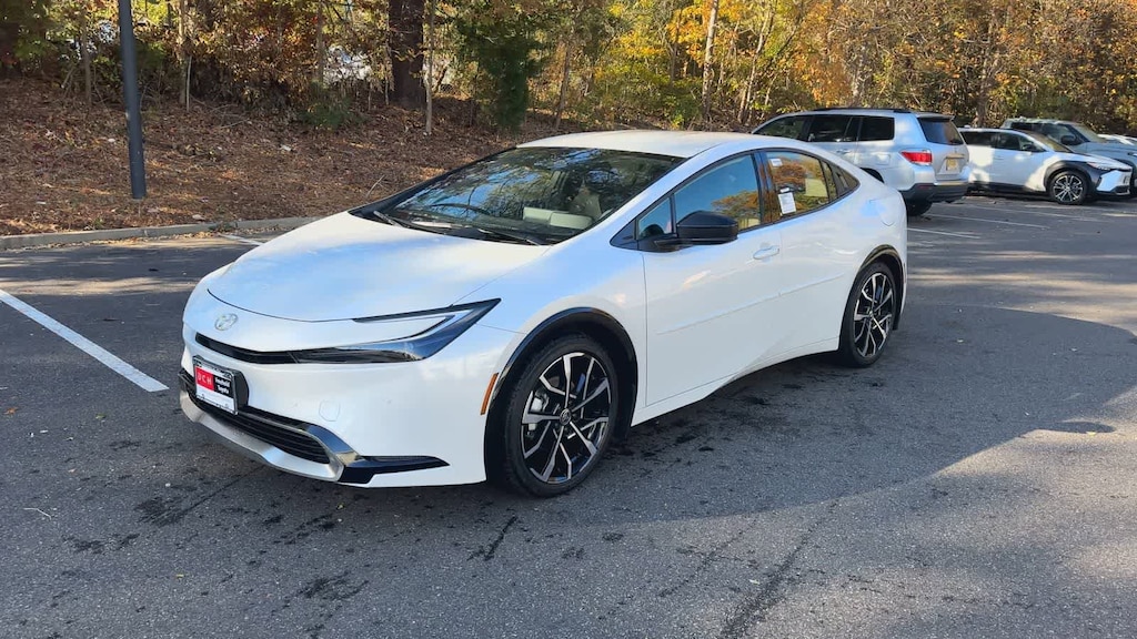 New 2026 Toyota Prius Plug-in Hybrid XSE Hatchback