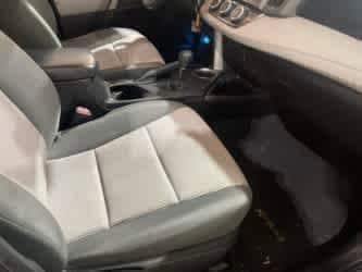 Thumbnail: 2014 Toyota RAV4 - 15