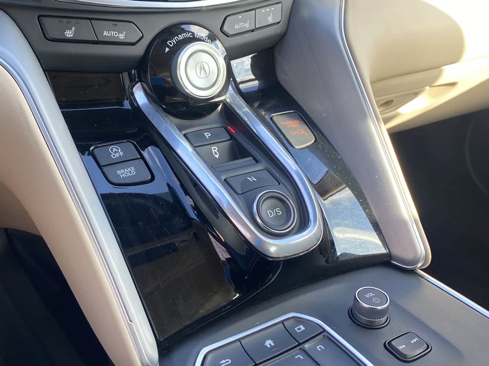 Thumbnail: 2022 Acura TLX - 36