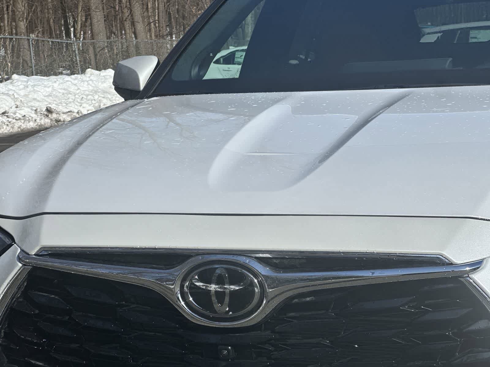 Thumbnail: 2025 Toyota Highlander - 13