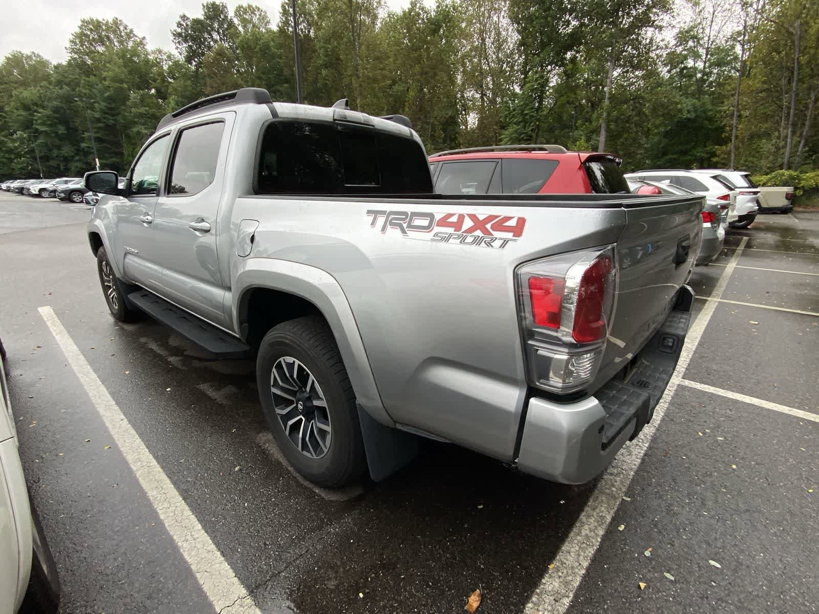 Thumbnail: 2022 Toyota Tacoma - 10