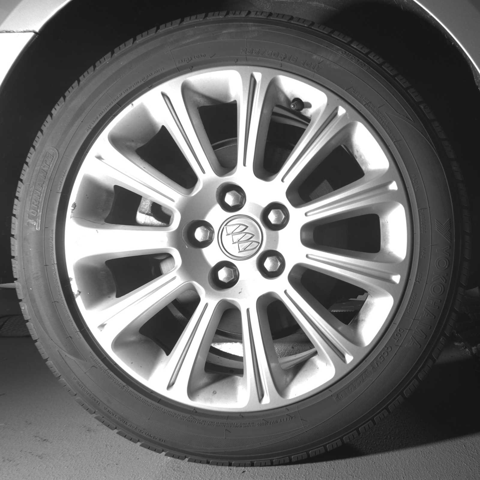 Thumbnail: 2013 Buick LaCrosse - 12