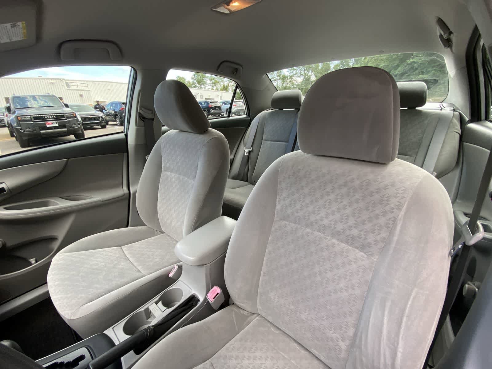 Thumbnail: 2009 Toyota Corolla - 17