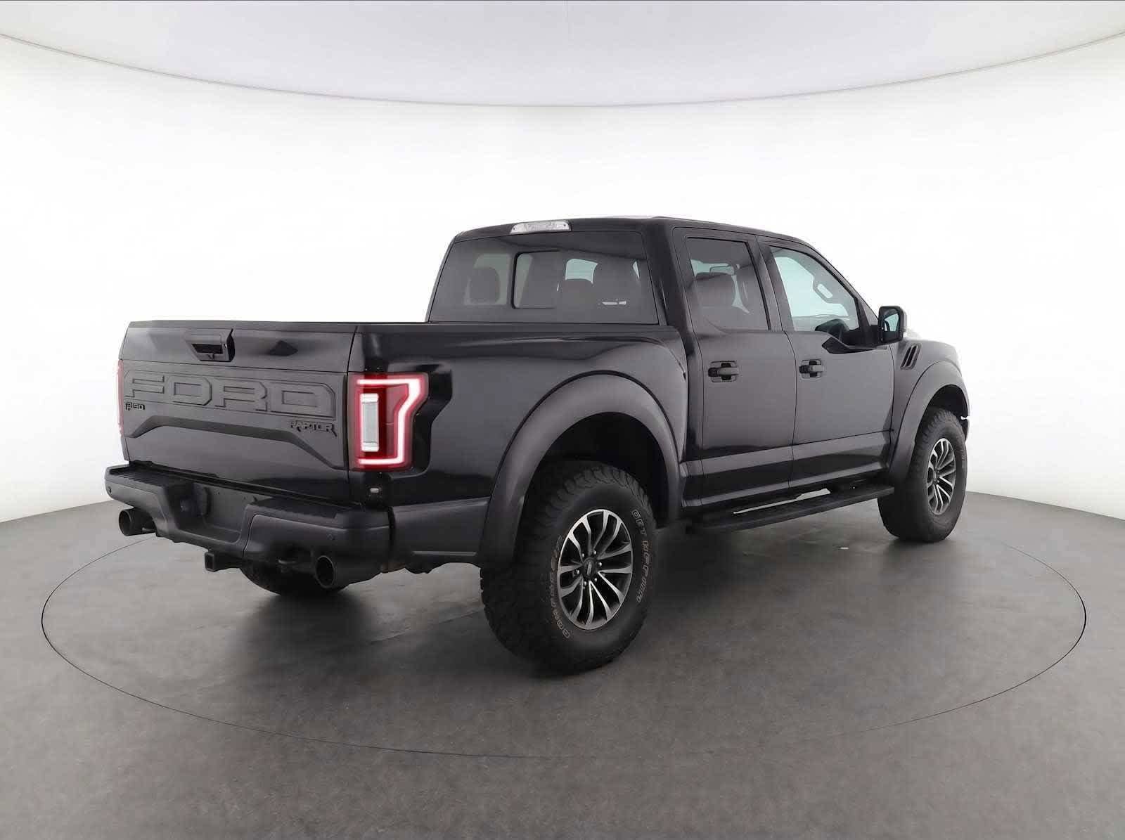 Thumbnail: 2018 Ford F-150 - 6
