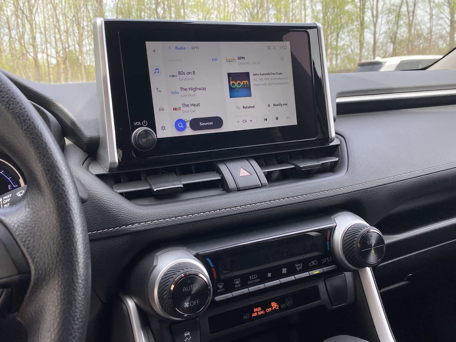 Thumbnail: 2025 Toyota RAV4 - 29