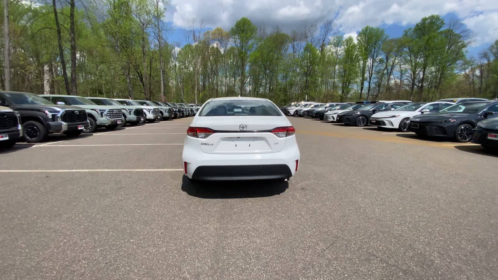 Thumbnail: 2025 Toyota Corolla - 8