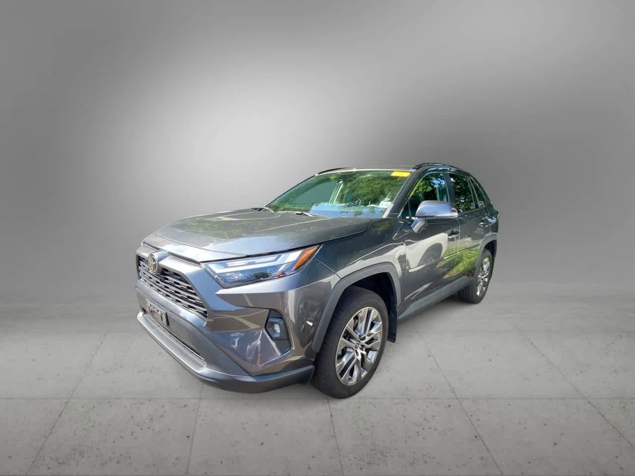 Thumbnail: 2022 Toyota RAV4 - 1