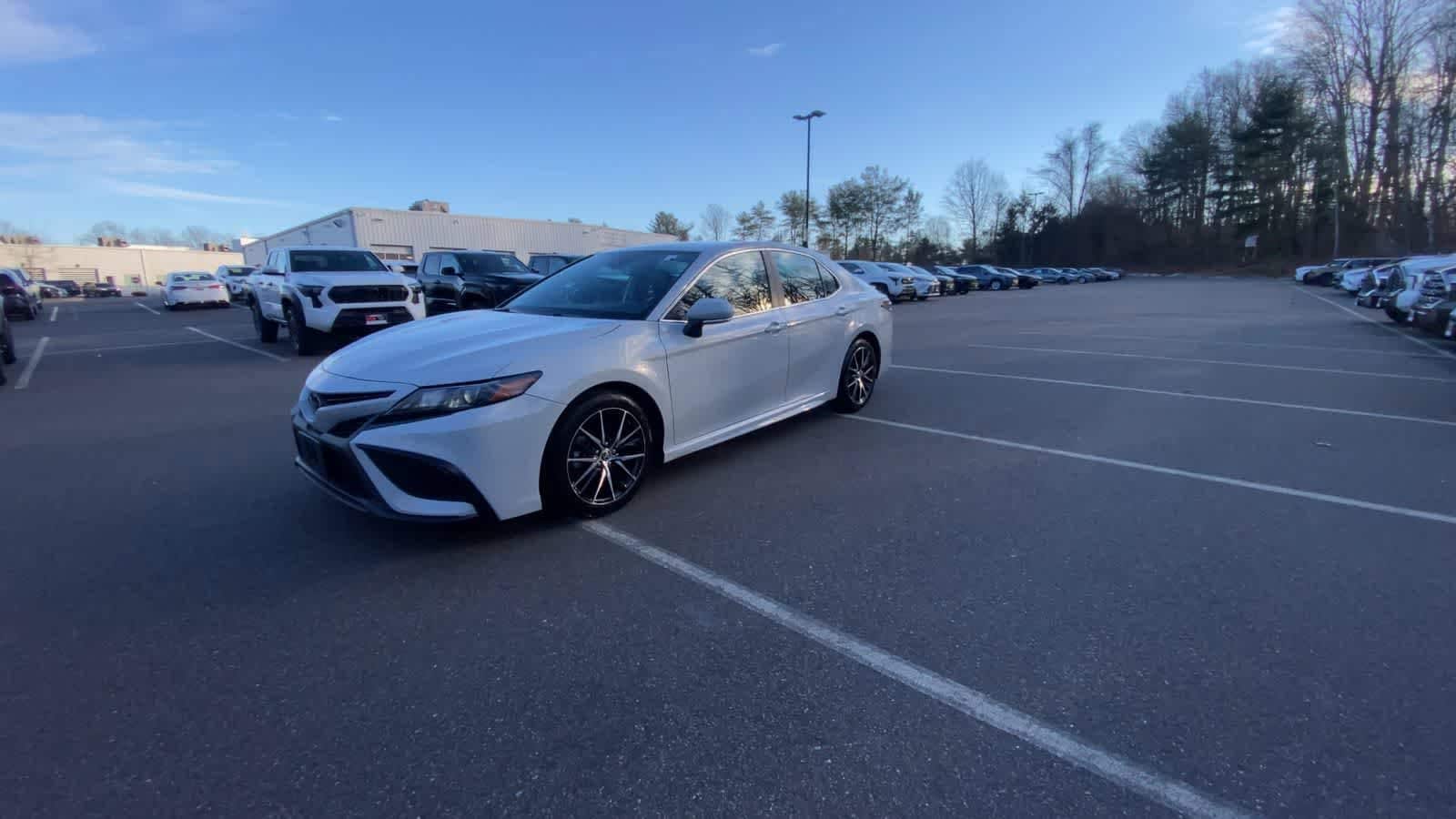 Thumbnail: 2023 Toyota Camry - 4