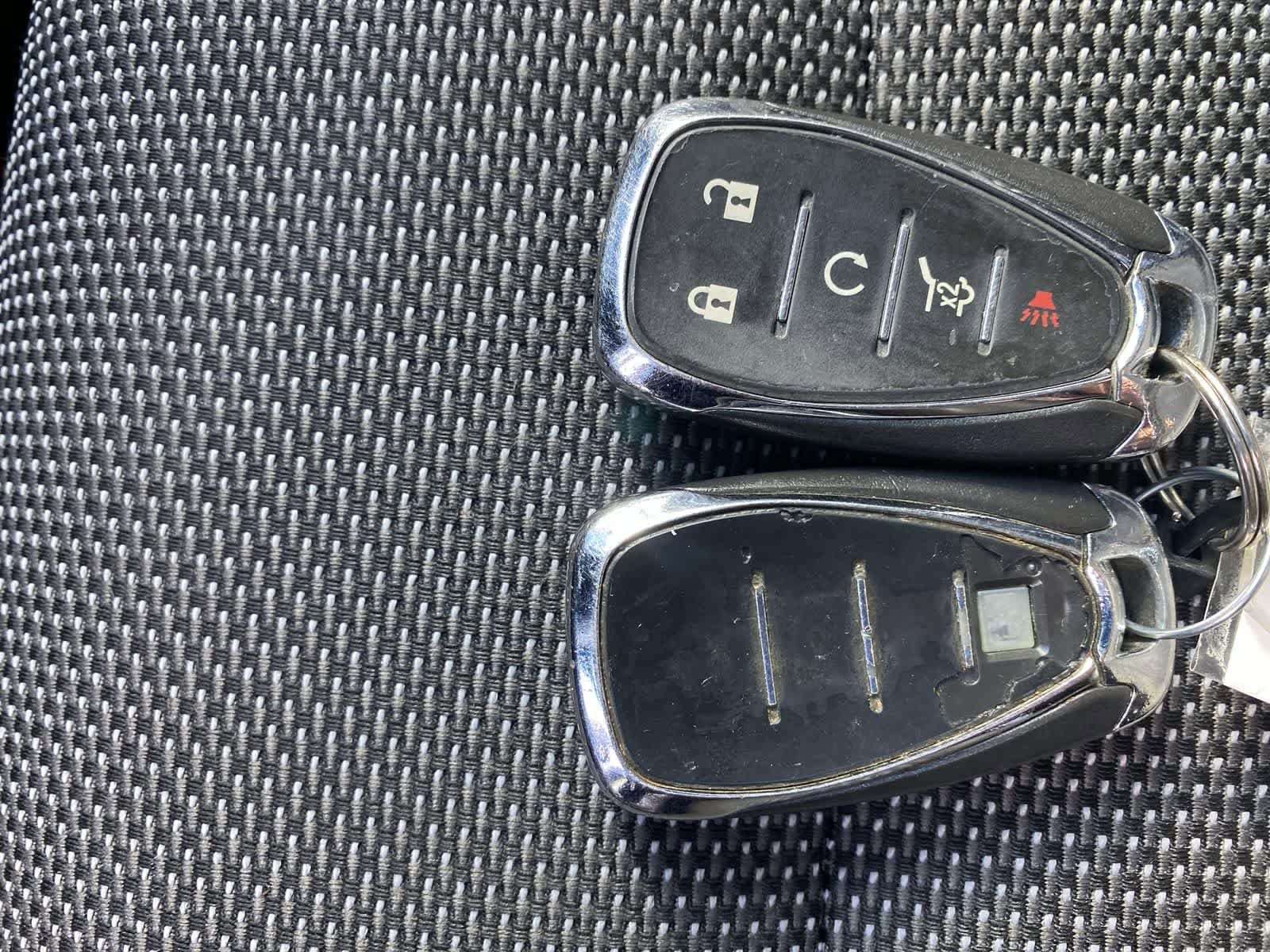 Thumbnail: 2018 Chevrolet Traverse - 37