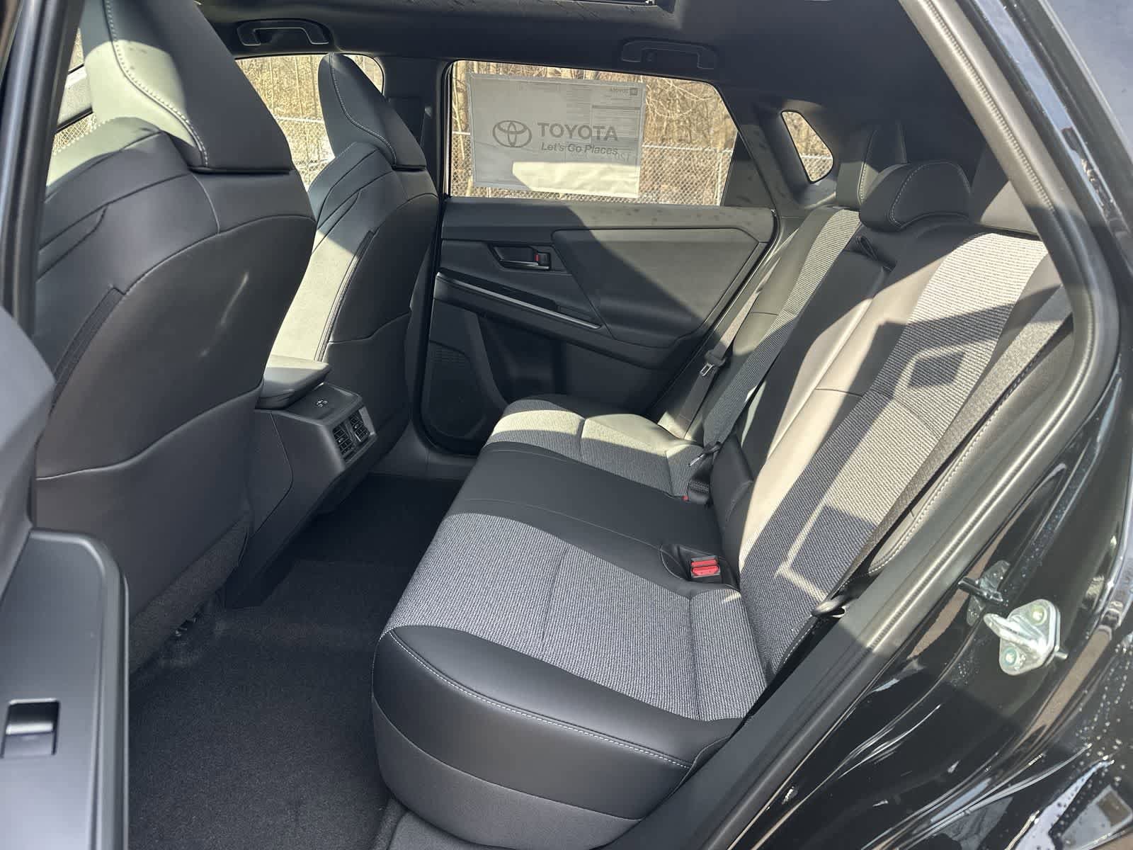 Thumbnail: 2026 Toyota bZ - 32