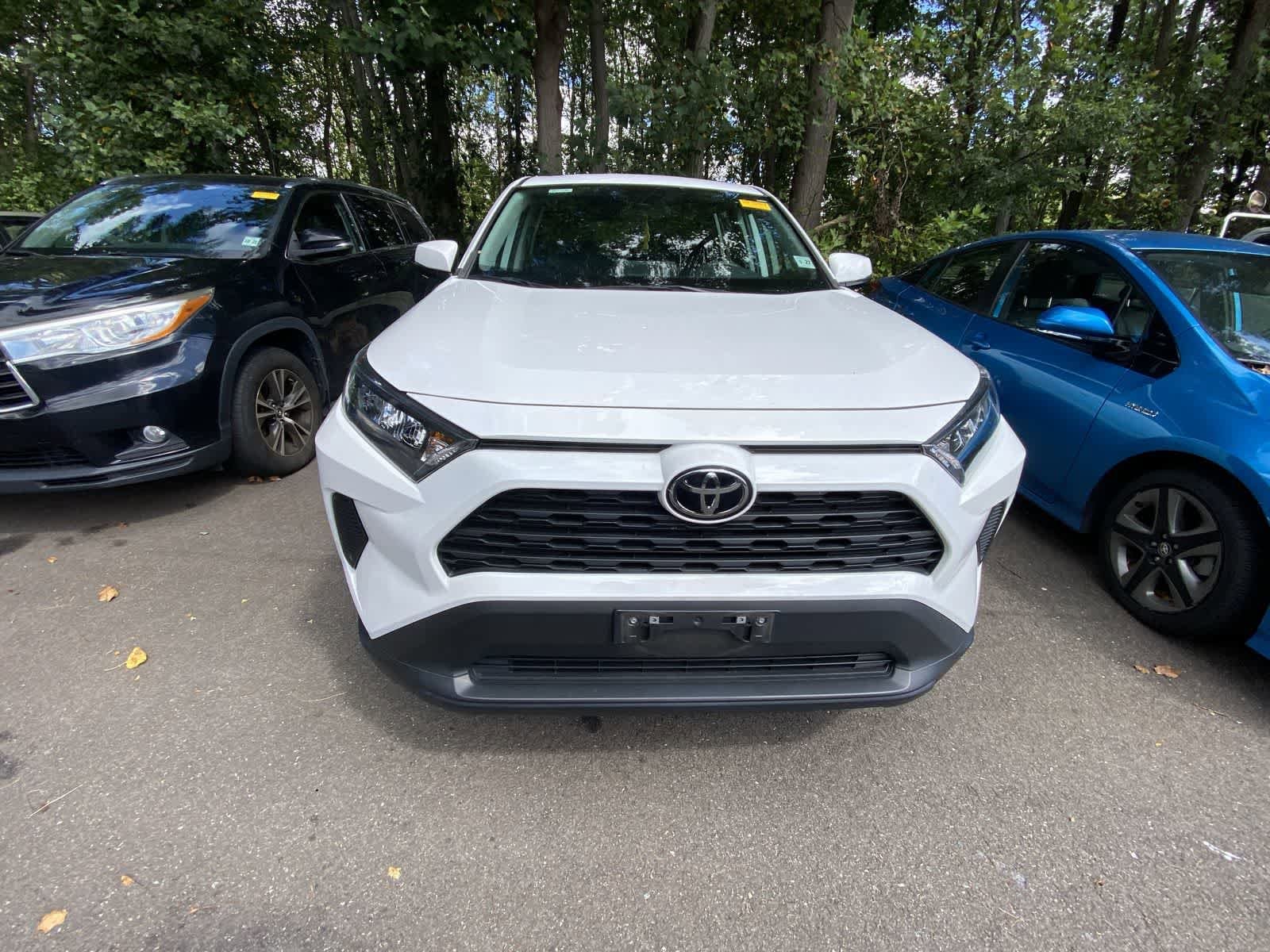 Thumbnail: 2022 Toyota RAV4 - 2