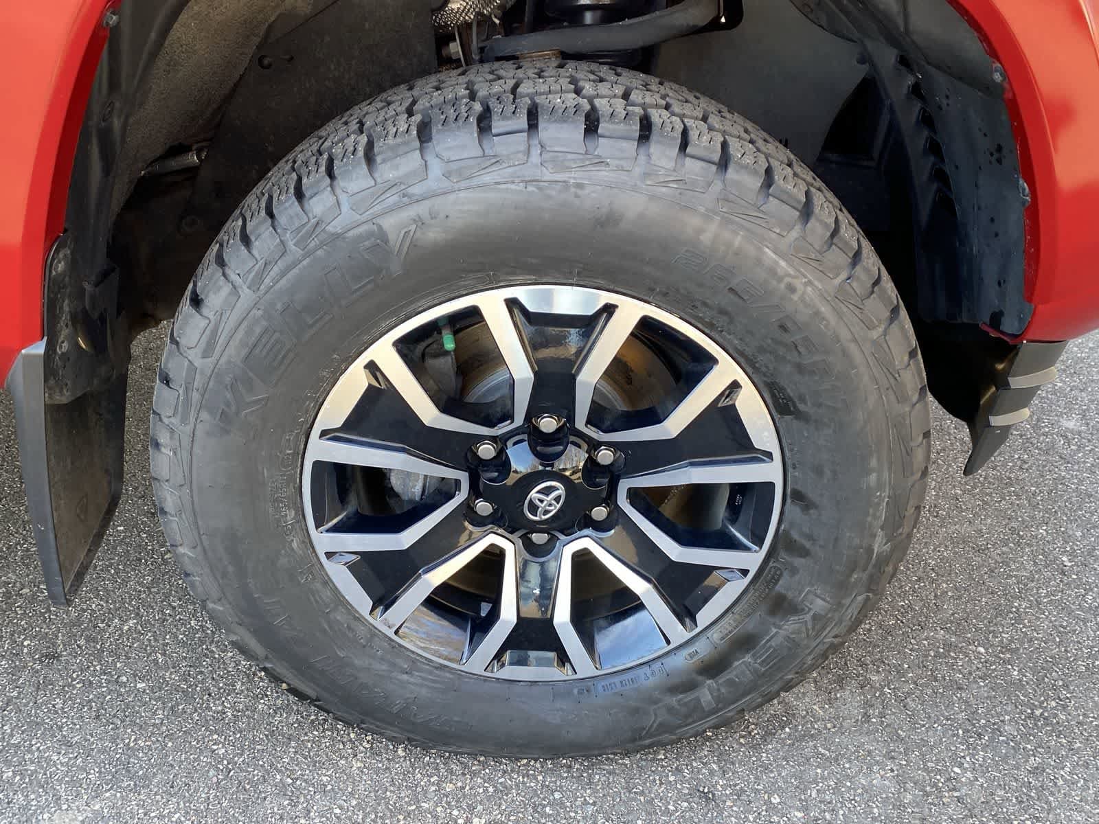 Thumbnail: 2022 Toyota Tacoma - 19