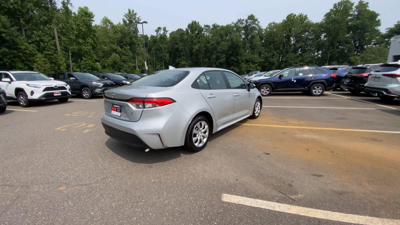 Thumbnail: 2024 Toyota Corolla - 8