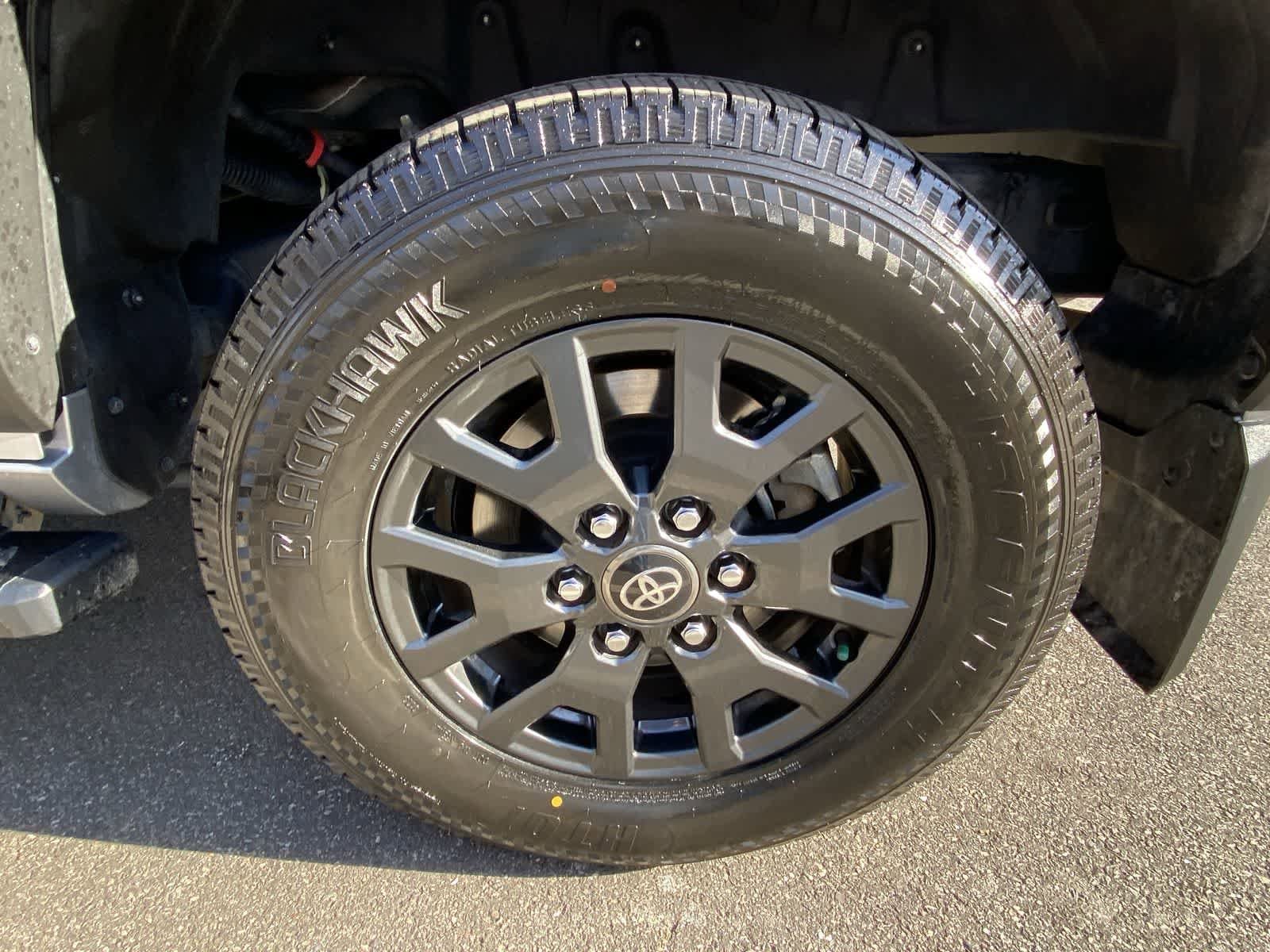 Thumbnail: 2025 Toyota 4Runner - 17