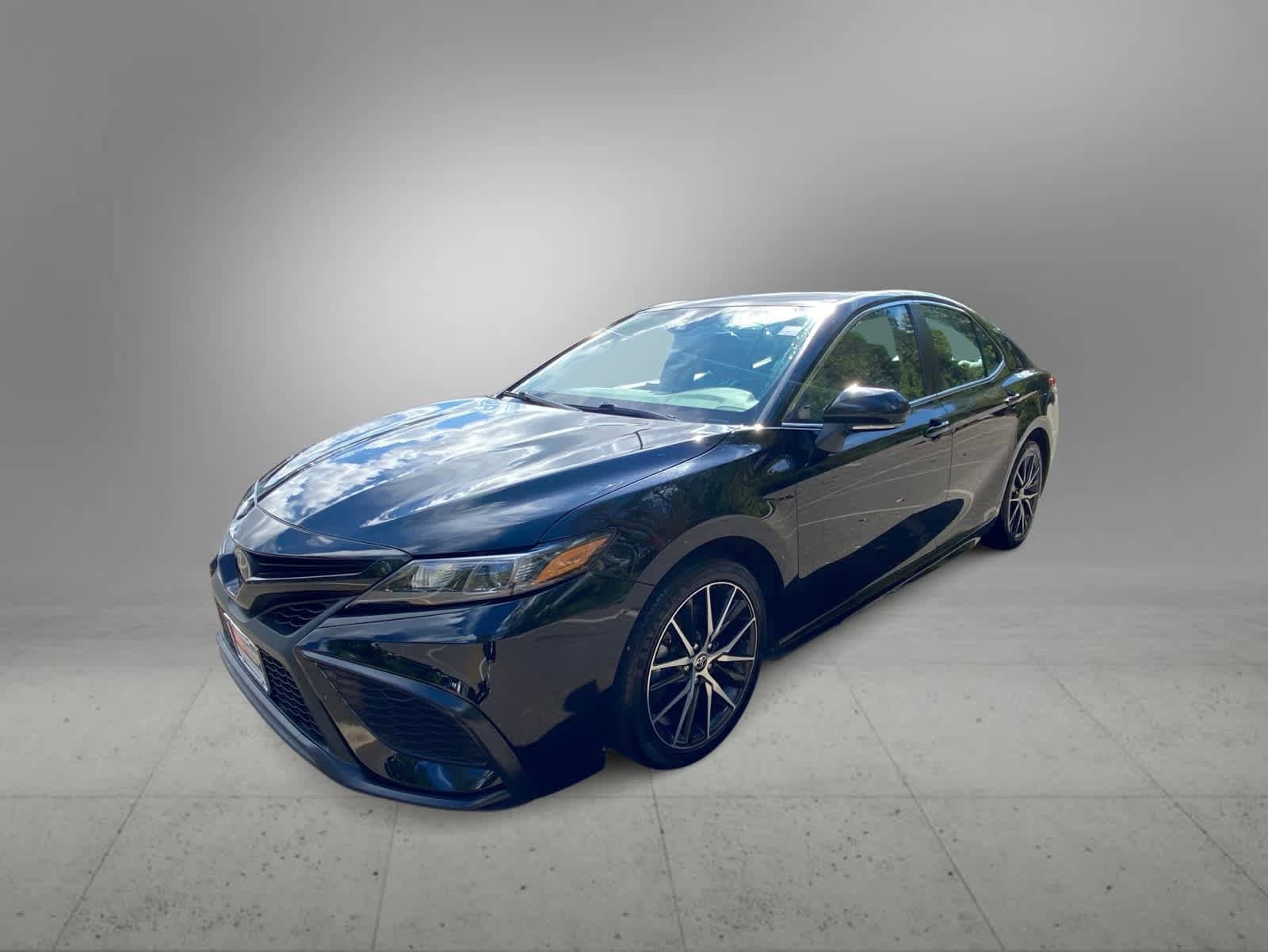 Thumbnail: 2023 Toyota Camry - 1