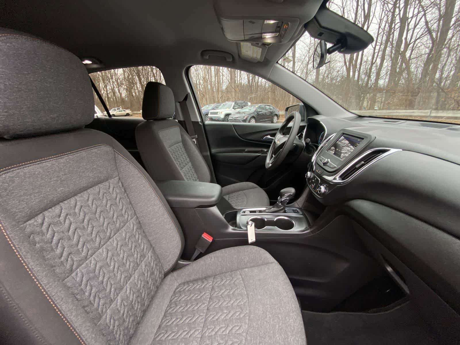 Thumbnail: 2022 Chevrolet Equinox - 25