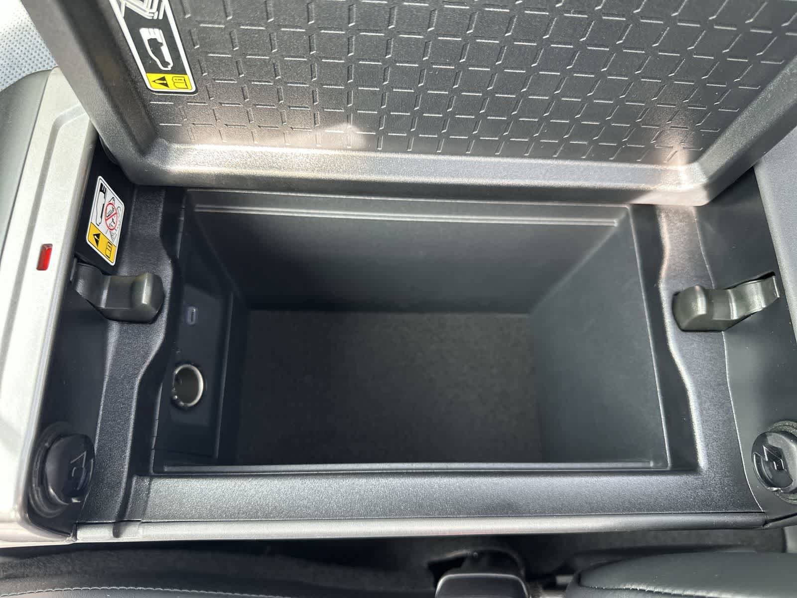 Thumbnail: 2026 Toyota RAV4 - 36