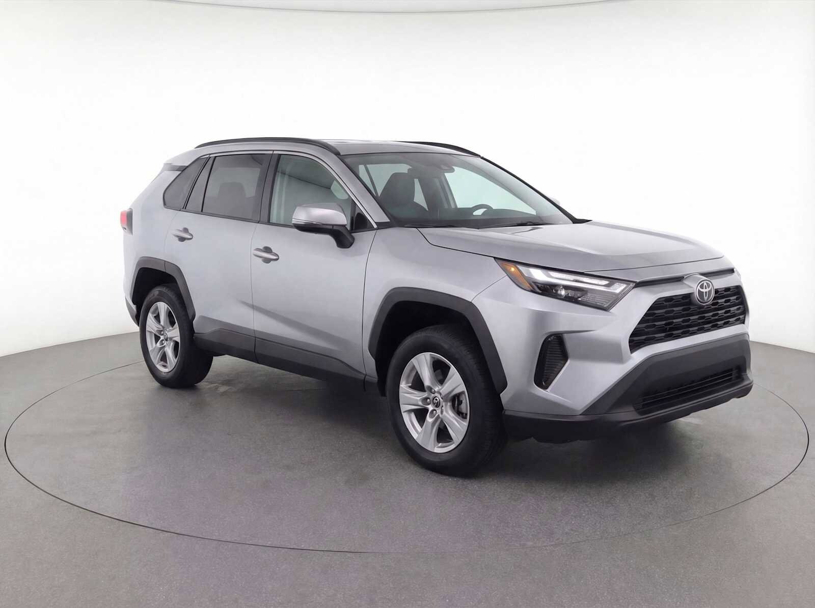 Thumbnail: 2025 Toyota RAV4 - 3
