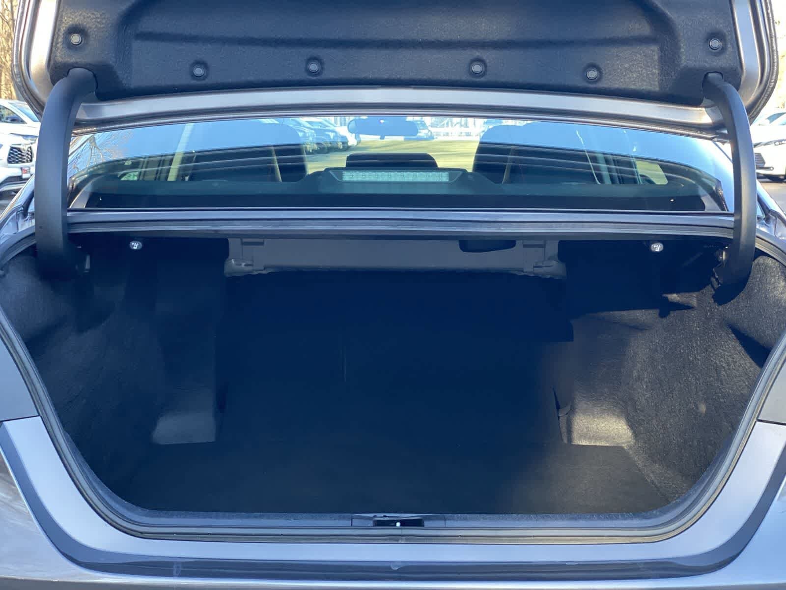 Thumbnail: 2023 Toyota Camry - 16