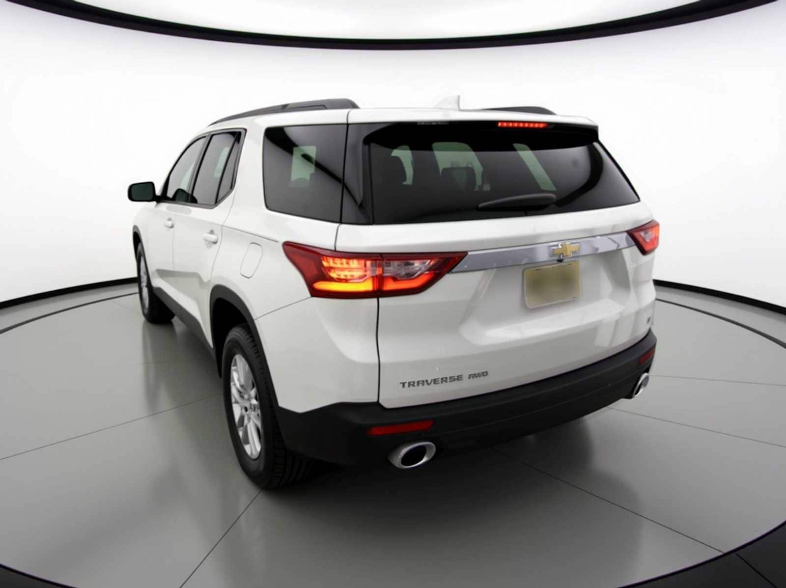 Thumbnail: 2018 Chevrolet Traverse - 5