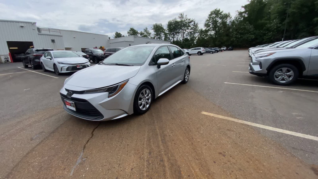 Used 2023 Toyota Corolla LE Sedan