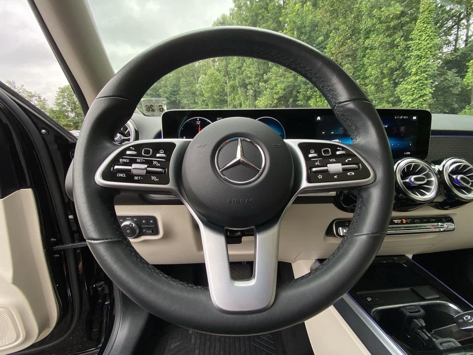 Thumbnail: 2021 Mercedes-Benz GLB - 26