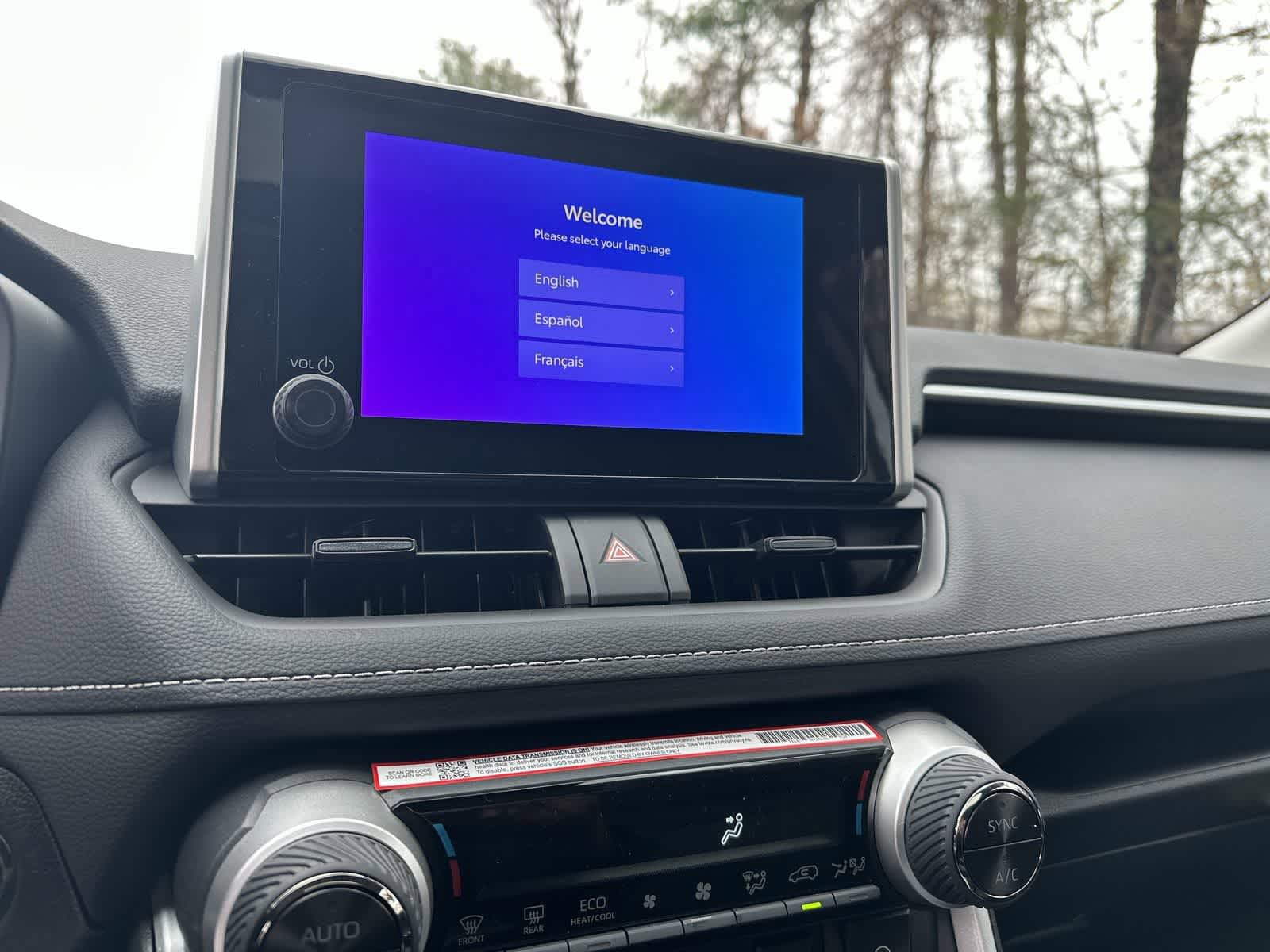 Thumbnail: 2025 Toyota RAV4 - 25