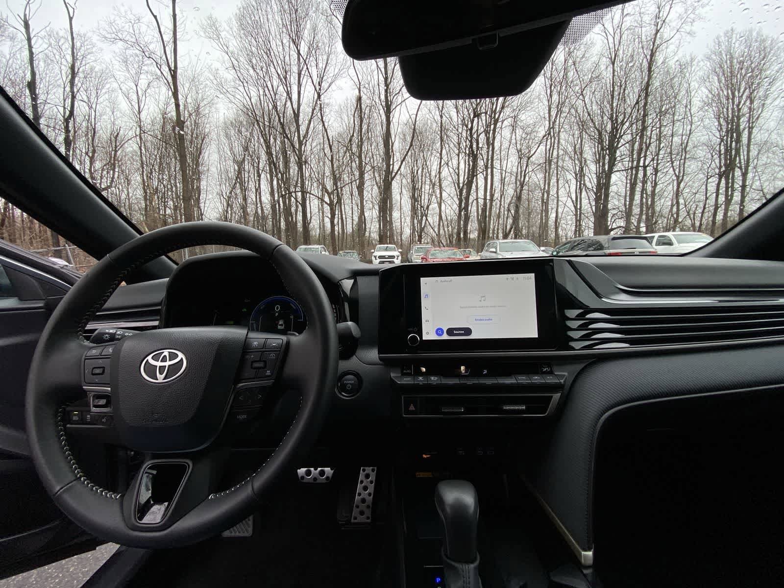 Thumbnail: 2025 Toyota Camry - 25