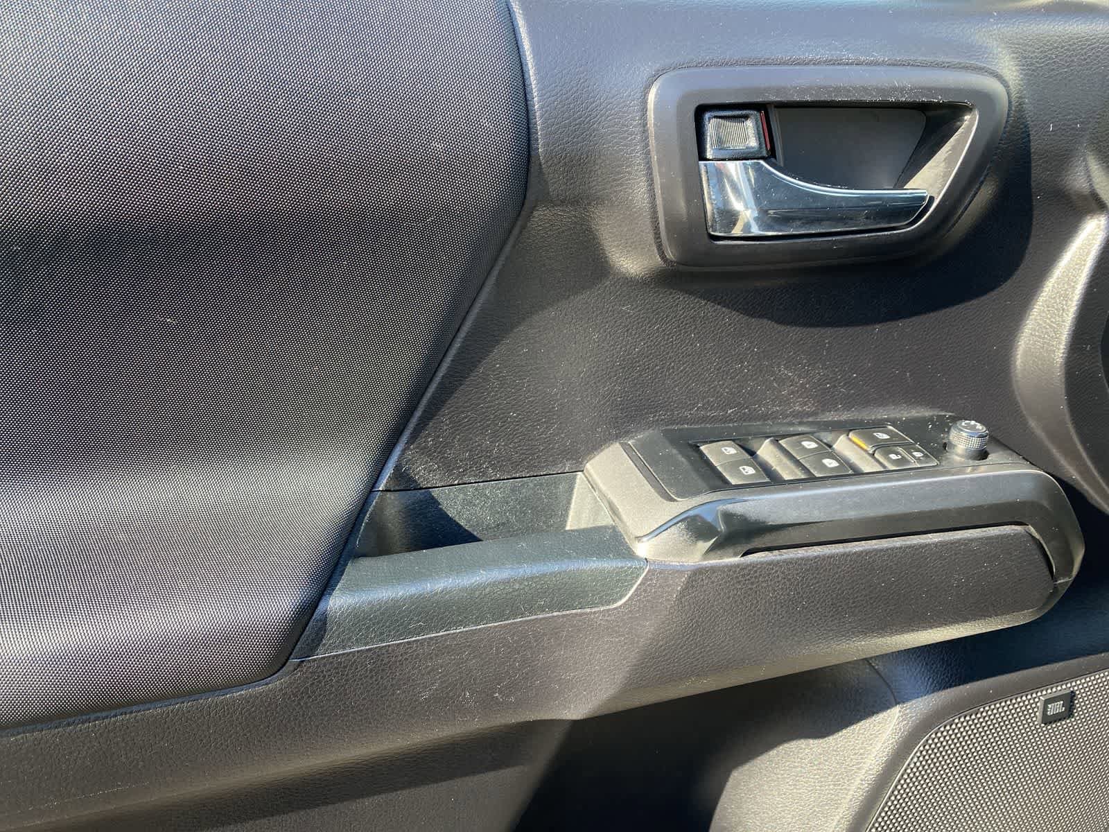 Thumbnail: 2021 Toyota Tacoma - 20