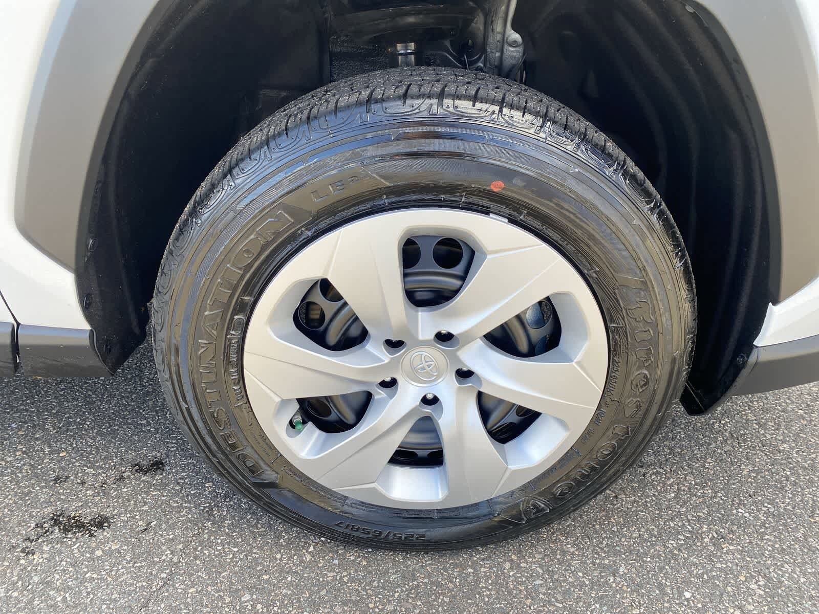 Thumbnail: 2025 Toyota RAV4 - 17