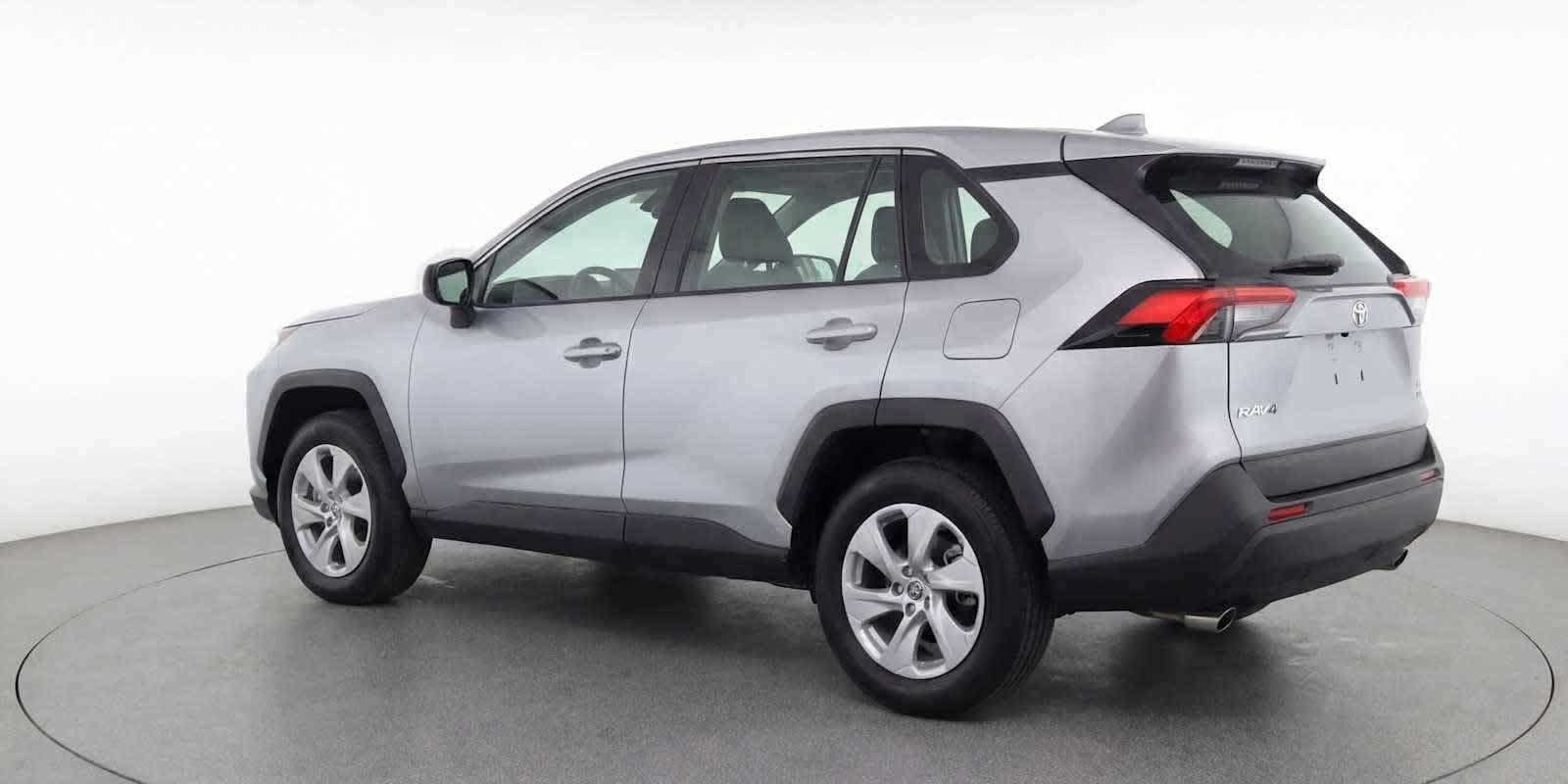 Thumbnail: 2024 Toyota RAV4 - 6