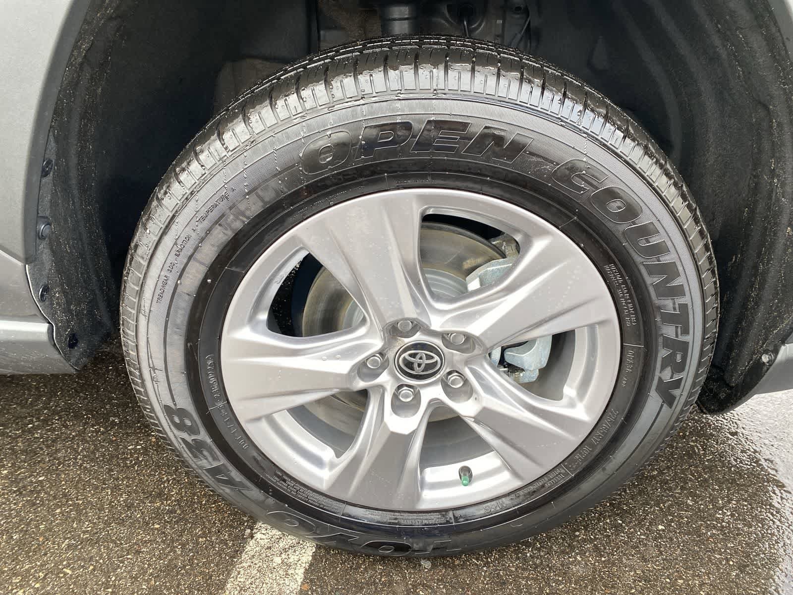 Thumbnail: 2025 Toyota RAV4 - 14