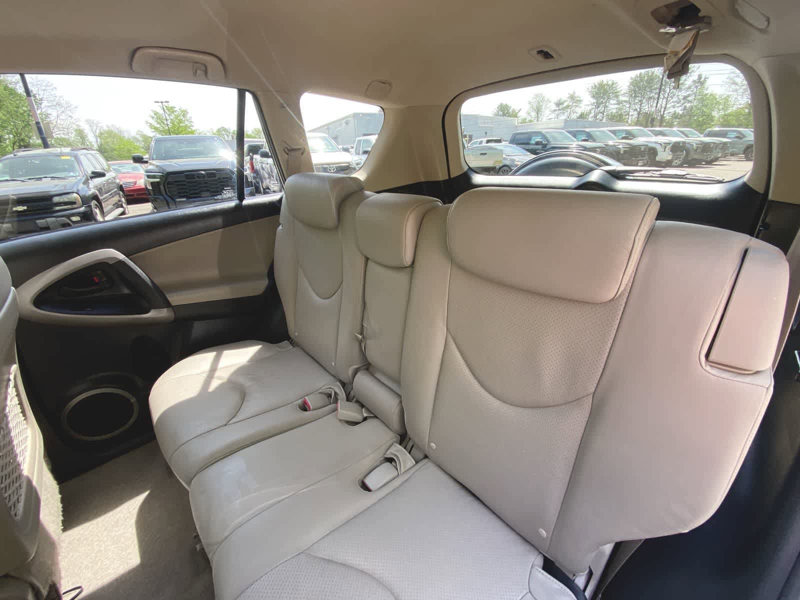 2008 Toyota RAV4 Limited 23