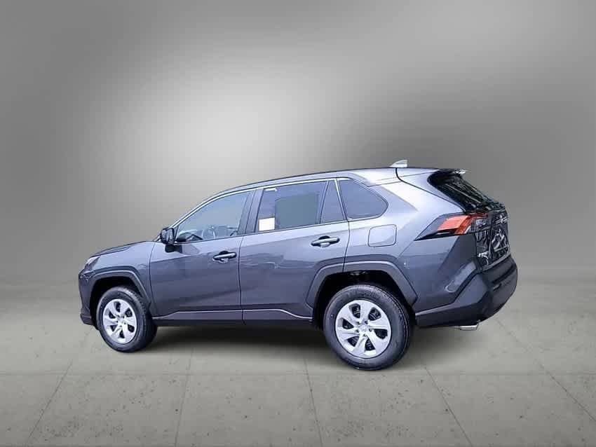 2025 Toyota RAV4 LE 6