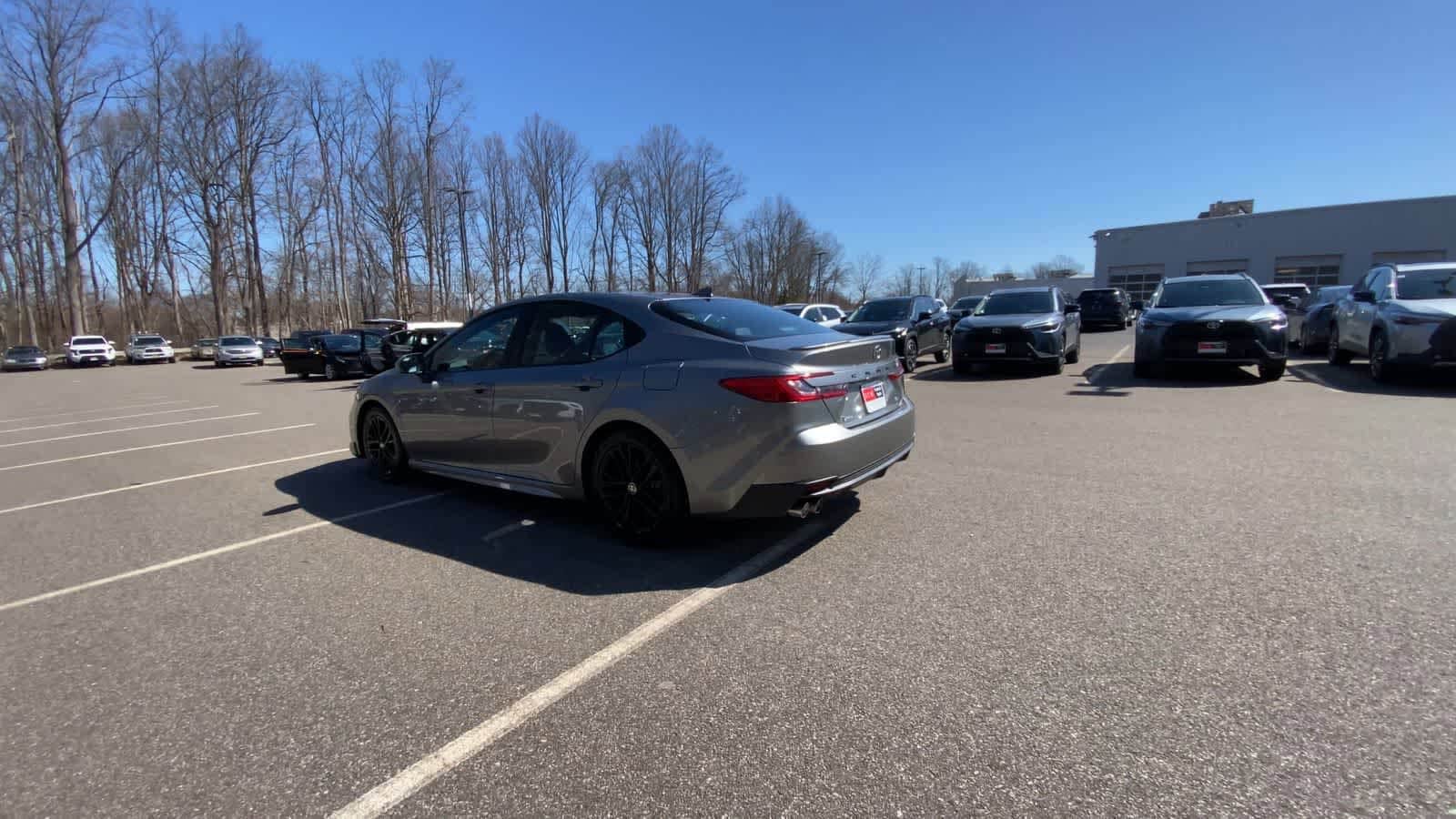 Thumbnail: 2025 Toyota Camry - 9