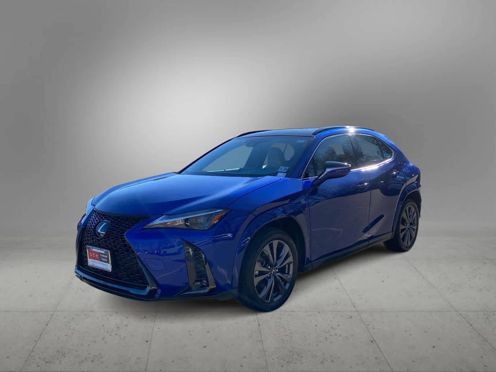 Thumbnail: 2023 Lexus UX - 6