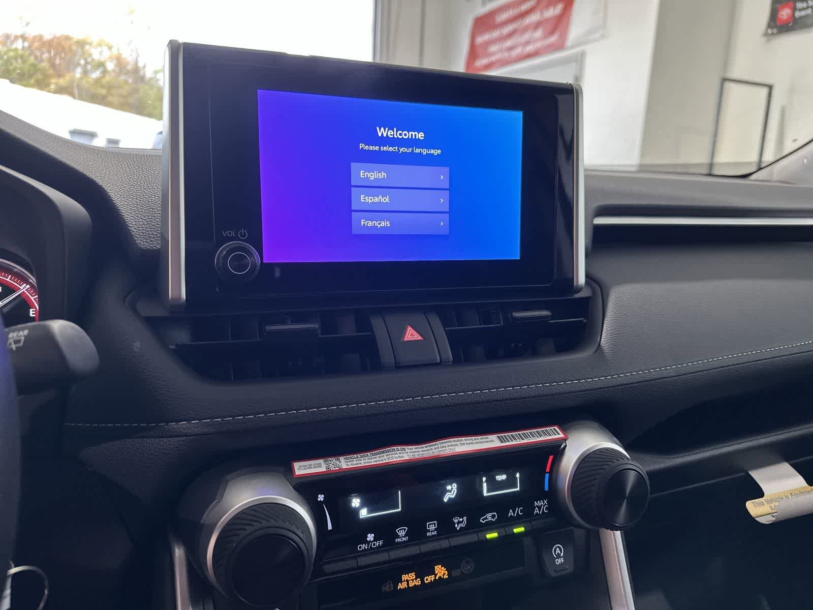 Thumbnail: 2025 Toyota RAV4 - 23