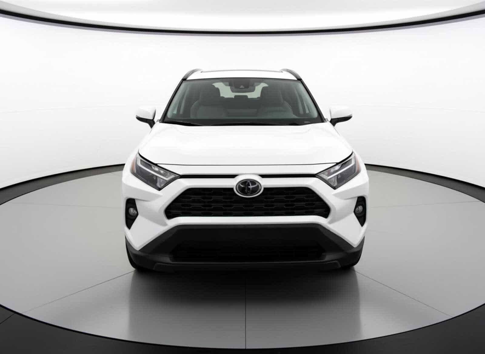 Thumbnail: 2025 Toyota RAV4 - 3
